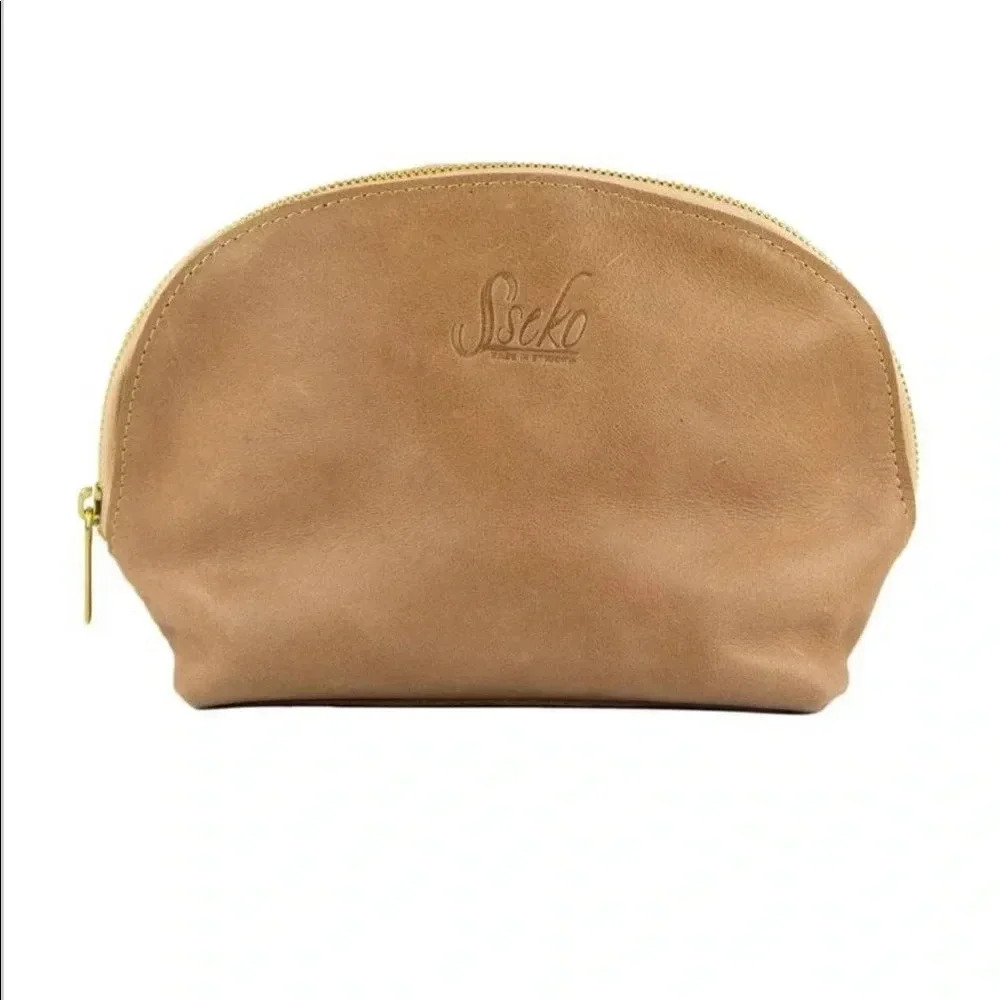 Leather cosmetic clutch NEW